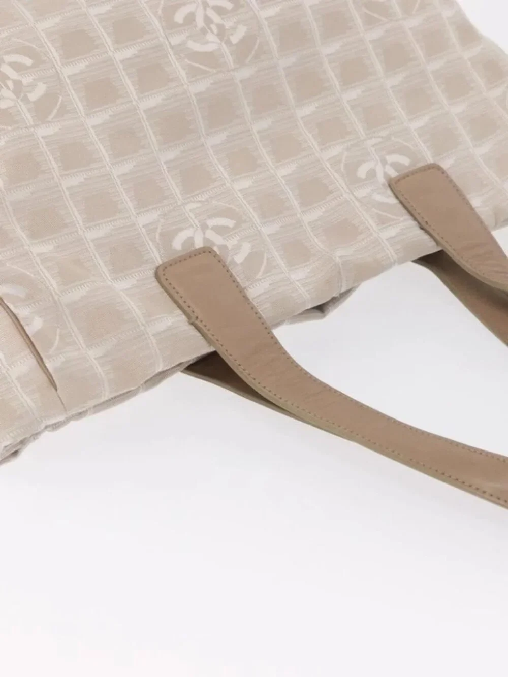 CHANEL New Travel Line Hand Bag Beige Silver CC Auth 154273